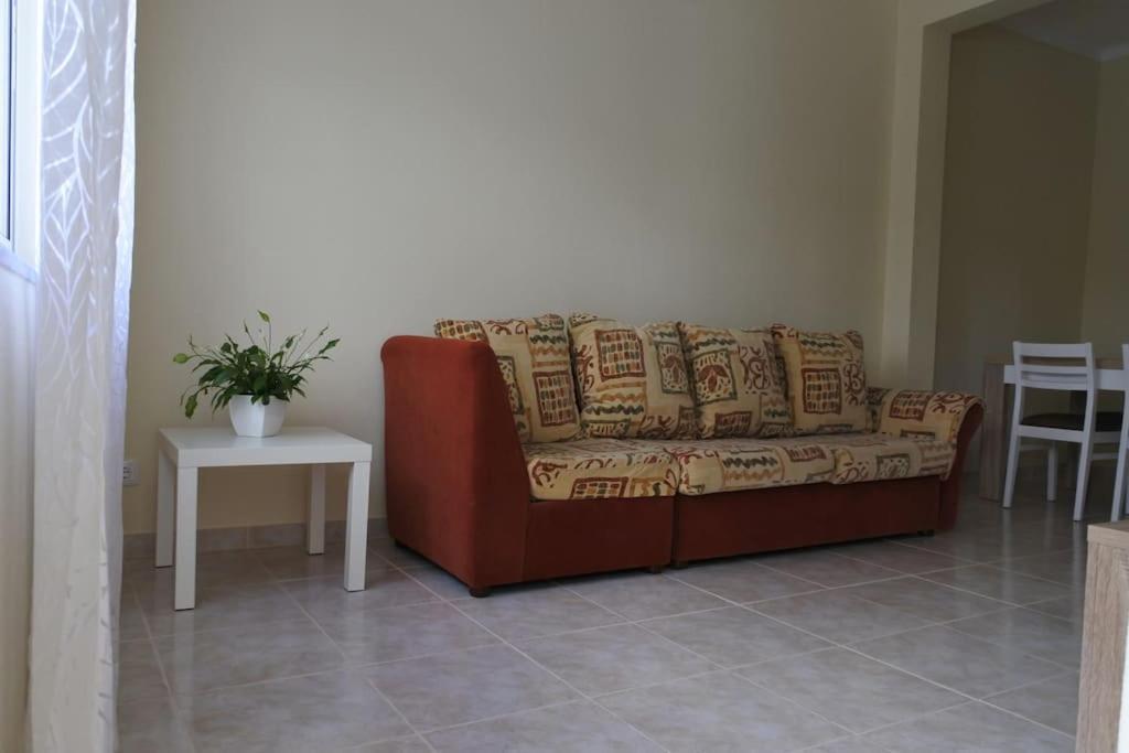 Apartment In The Center Of Carvoeiro With Terrace Buitenkant foto